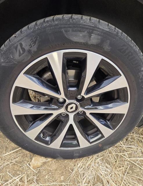 2021 2021 Renault Clio Clio Style — photo 4